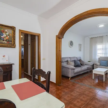 Cubo's Casa Moncayo Del Aguila *